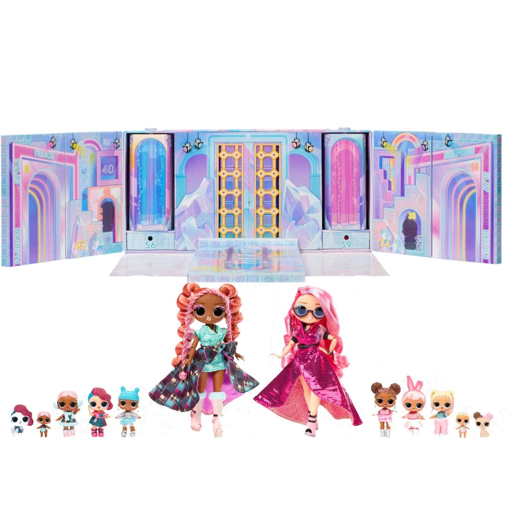 Surprise Fashion Show Mega Runway- Runway Playset with store 80 Surprises, 1500+ Mix