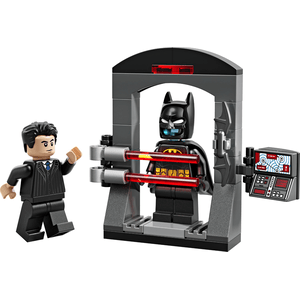 LEGO® DC Comics™ Super Heroes 30726 Batman™: Bruce Wayne und der Batsuit