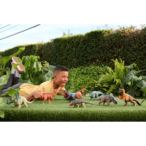 Jurassic World Wild Roar Utahraptor