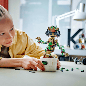 LEGO® Marvel™ Super Heroes 76297 Tanzender Groot